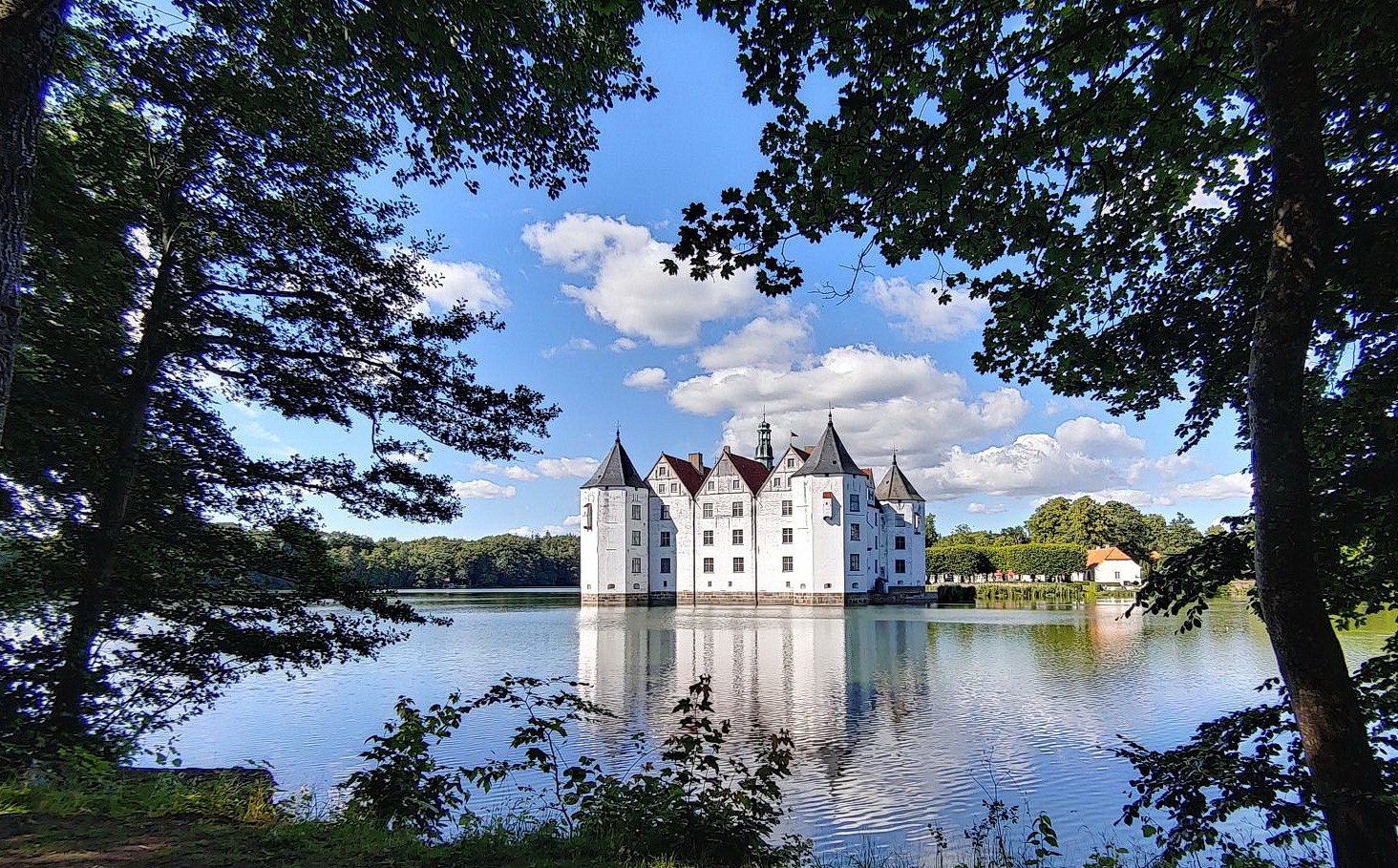 -- Schloss Glcksburg -- 5 Tage Schleswig-Holstein mit Nord-Ostsee-Kanal 